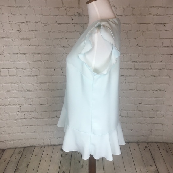 Romantic V-Neck Ruffled Blouse - Picture 4 of 4